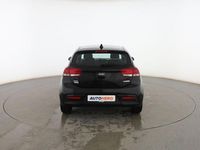 Usado Kia Rio 101 CV (74 kW) 2021 Negro Berlina