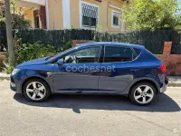 Usado Seat Ibiza FR 110 CV (80 kW) 2017 Azul Berlina
