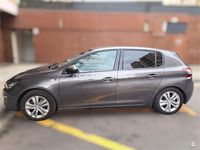 Usado Peugeot 308 Style 130 CV (95 kW) 2015 Gris / plata Berlina