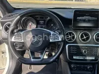 Usado Mercedes A180 AMG line 109 CV (80 kW) 2016 Blanco Utilitario