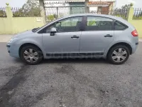 Usado Citroën C4 90 CV (66 kW) 2008 Gris / plata Berlina