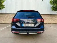 Usado VW Passat Alltrack 240 CV (176 kW) 2016 Azul Familiar
