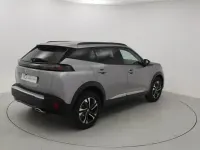 Usado Peugeot 2008 Allure 100 CV (73 kW) 2023 Plateado SUV
