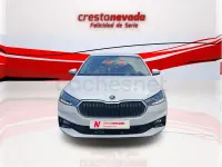 Usado Skoda Fabia Selection 95 CV (69 kW) 2024 Blanco Utilitario
