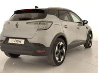 Usado Renault Captur Techno 100 CV (73 kW) 2025 Gris SUV