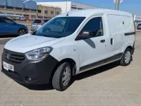 Usado Dacia Dokker Essentiel 109 CV (80 kW) 2021 Blanco Monovolumen
