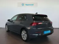 Usado VW Golf VIII 116 CV (85 kW) 2025 Gris Utilitario