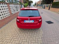 Usado Skoda Fabia 90 CV (66 kW) 2016 Rojo Berlina