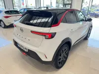 Usado Opel Mokka GS Line 110 CV (80 kW) 2022 Blanco SUV