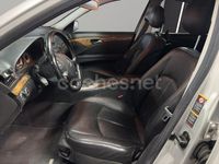 Usado Mercedes E320 Avantgarde 224 CV (164 kW) 2004 Gris / plata Familiar