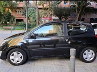 Usado Renault Twingo Authentique 60 CV (44 kW) 2008 Negro Utilitario