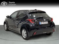 Usado Toyota Yaris Hybrid Active 116 CV (85 kW) 2021 Negro Berlina