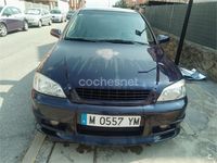 Usado Opel Astra Sportive 136 CV (100 kW) 1999 Azul Berlina