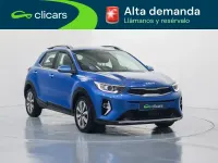 Usado Kia Stonic 101 CV (74 kW) 2024 Azul SUV