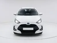 Usado Toyota Yaris Active 116 CV (85 kW) 2022 Blanco Utilitario