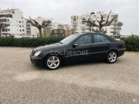 Usado Mercedes C270 Avantgarde 170 CV (125 kW) 2004 Negro Berlina