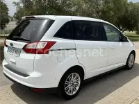 Usado Ford Grand C-Max Titanium 120 CV (88 kW) 2017 Blanco Monovolumen