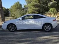 Usado Renault Laguna Coupé 150 CV (110 kW) 2013 Blanco Coupe