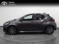 Usado Toyota Yaris Hybrid Style 116 CV (85 kW) 2022 Gris / plata Utilitario