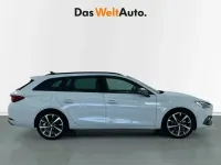 Usado Seat Leon FR 150 CV (110 kW) 2025 Blanco Familiar