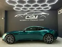 Usado Aston Martin DB11 510 CV (375 kW) 2019 Verde Coupe