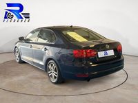 Usado VW Jetta Advance 105 CV (77 kW) 2012 Azul Berlina