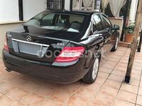 Usado Mercedes C200 Elegance 136 CV (100 kW) 2010 Negro Berlina