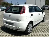 Usado Fiat Grande Punto Dynamic 77 CV (56 kW) 2008 Blanco Utilitario