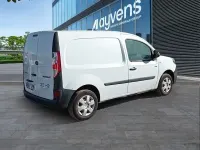 Usado Renault Kangoo 44 kW (60 CV) 2021 Blanco Monovolumen