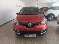 Usado Renault Captur Zen 90 CV (66 kW) 2017 Granate SUV