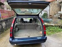 Usado Volvo V70 140 CV (102 kW) 2000 Azul Familiar