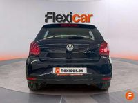 Usado VW Polo Advance 90 CV (66 kW) 2016 Negro Utilitario