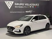 Usado Hyundai i30 110 CV (80 kW) 2023 Blanco Utilitario