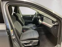 Usado Skoda Octavia Selection 204 CV (150 kW) 2024 Gris / plateado Berlina