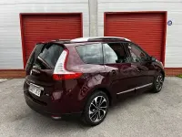 Usado Renault Grand Scénic III Bose Edition 110 CV (80 kW) 2015 Rojo Monovolumen