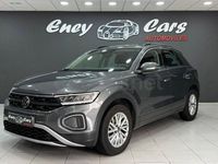 Usado VW T-Roc Life 110 CV (80 kW) 2023 Gris / plata SUV