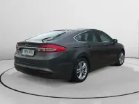 Usado Ford Mondeo Titanium 165 CV (121 kW) 2019 Gris / plata Berlina