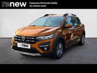 Usado Dacia Sandero Comfort 100 CV (73 kW) 2021 Naranja Berlina