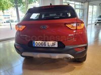 Usado Kia Stonic 100 CV (73 kW) 2020 Rojo SUV