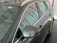 Usado Volvo V60 Business Edition 150 CV (110 kW) 2021 Verde Familiar