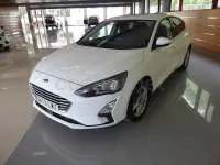 Usado Ford Focus Trend 120 CV (88 kW) 2022 Blanco Berlina