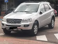 Usado Mercedes ML350 272 CV (200 kW) 2006 Gris / plata SUV