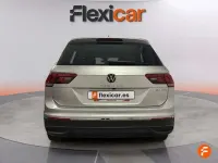 Usado VW Tiguan Life 245 CV (180 kW) 2021 Gris SUV