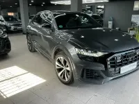 Usado Audi Q8 Premium 340 CV (250 kW) 2022 Gris / plata SUV
