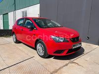 Usado Seat Ibiza Reference 70 CV (51 kW) 2012 Rojo Berlina