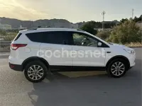Usado Ford Kuga Business Edition 150 CV (110 kW) 2015 Blanco SUV