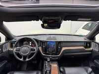 Usado Volvo XC60 Inscription 235 CV (172 kW) 2018 Negro SUV