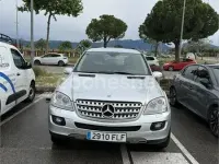 Usado Mercedes ML320 224 CV (164 kW) 2007 Gris / plata SUV