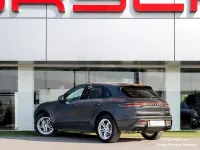 Usado Porsche Macan 265 CV (194 kW) 2022 Gris / plata SUV