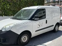 Usado Opel Combo Excellence 105 HP (77 kW) 2016 Branco Monovolume